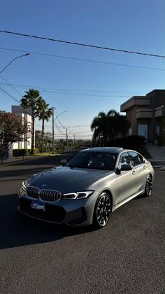 BMW 320i 2.0 16V TURBO FLEX M SPORT AUTOMÁTICO BMW 320i 2.0 16V TURBO FLEX M SPORT AUTOMÁTICO